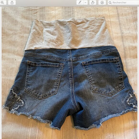 Thyme maternity short XS - Picture 2 of 3